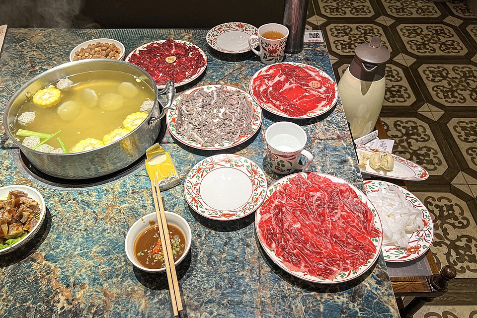 Chaoshan beef hotpot